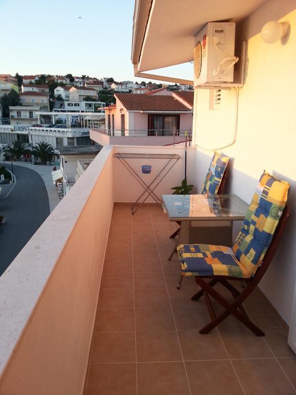 Studio Apartments Ivica Primosten Bilik gambar